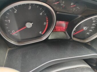 Ford Galaxy 2.0 TDCi - 4