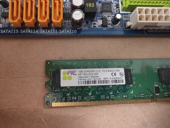 Stará základní deska + CPU + RAM + cooler - 4