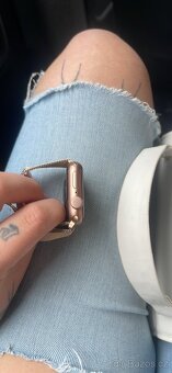 Hodinky Apple Watch SE40mm - 4