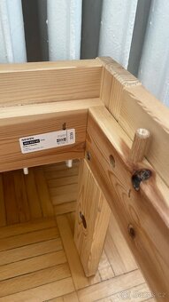 Prodám postel IKEA Neiden 200x90 s roštem Luröy - 4