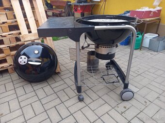 zahradní gril weber - 4
