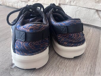 Lehké tenisky, zn.Etnies, vel.38,5 - 4