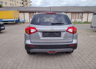 Suzuki Vitara 1.6i 88KW,4X4,ALLGRIP,PANORAMA benzín manuál - 4