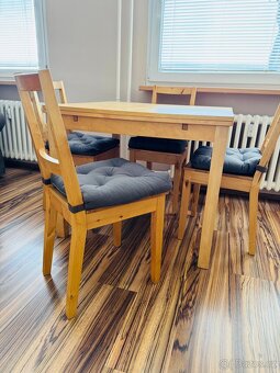Jídelní stůl a židle - 4