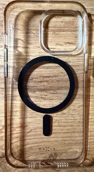 IPhone 14 Pro 128gb černý a kryt - 4