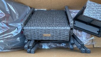 Ratanovy stul s puffy - 4