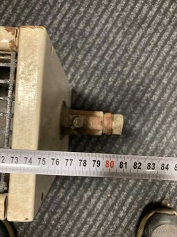 6 kusů radiátorů Radik - 4