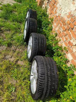 Kola Mercedes AMG s letními pneu 255/40r18 a 285/35r18 - 4