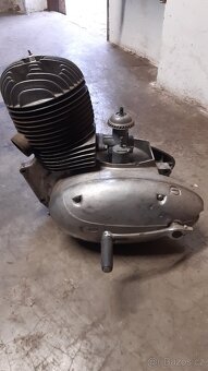 Jawa 250/353 - 4