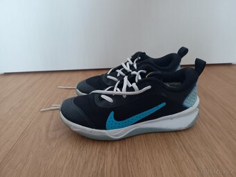 Dětské sálové boty Nike vel 36.5 - 4