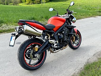 Triumph Street Triple 675 R 78KW - 24 tis. KM, ČR, r. 2010 - 4