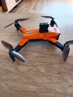 Prodám Filding Dron - 4