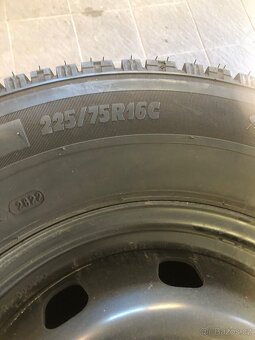 Zimní pneu Michelin snow 9,1mm 225/75/16C - 4