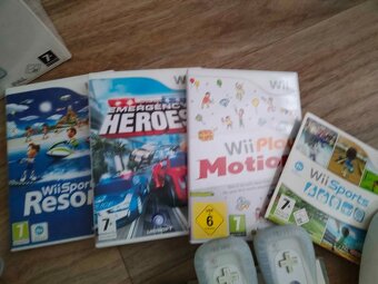 Nintendo Wii - 4