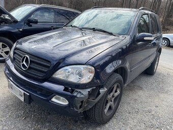 Mercedes ML 270 CDI W163 havarované - 4