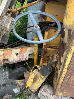 Hon un 053 - 4