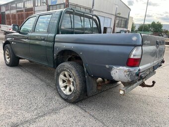 L200 Mitsubishi 2.5 85kw 2003 - 4