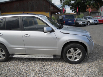 Suzuki Grand Vitara 2.0VVT-i 103Kw 4x4 - 4