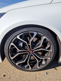 Renault Megane IV RS - 4