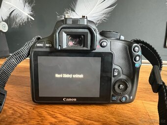 Canon EOS 100D + širokoúhlý objektiv - 4