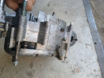 Jawa Jawetta 551 motor - 4