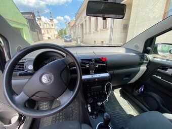 Prodám Volkswagen FOX style,1.2 benzín - 4
