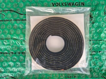 pásek těsnící střešního okna Škoda Felicia 097560188H - 4