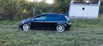 Seat Leon Cupra - 4