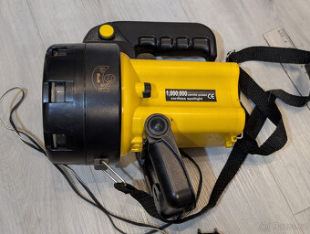 Svítilna ruční s adaptérem - 4