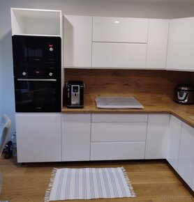 Vzorková kuchyňská sestava bezúchytková Aspen BÍLÁ - 4