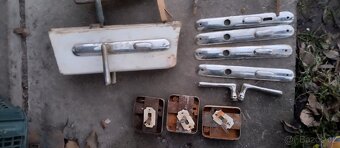 staré mosazné kování - 4