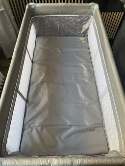 Dětská přenosná postýlka zn. ASALVO +2x matrace - 4