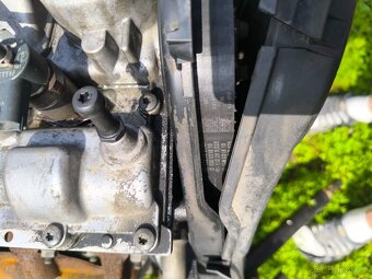 Motor volvo s60 2.4 d5 120 kw - 4