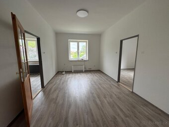 Pronájem bytu Uhlířské Janovice, 3+KK - 4