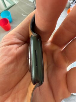 Prodám Apple Watch Series 7 45mm celular - 4