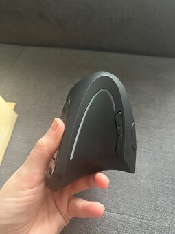 Myš Eternico Wireless 2.4 GHz Vertical Mouse MV100 černá - 4