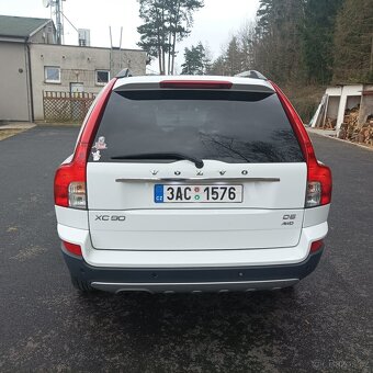 Volvo xc90 D5 147kw, 7 míst - 4