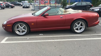Jaguar XK 8 4,2l - 4