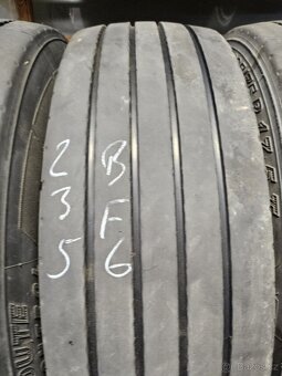 Nákladní vlekové pneu 235/75R17,5 - 4