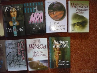 19 x Barbara Woodová - 4