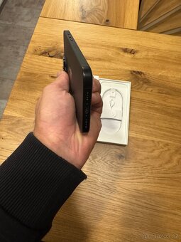 Apple Iphone 16 Pro Max - 4