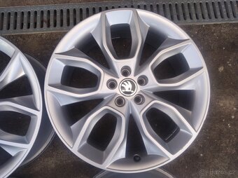 Prodám originální sadu disků Škoda Scala/Kamiq R18 - 4