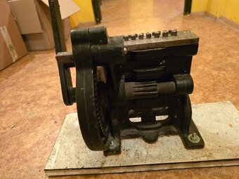 Stary zajímavý stroj SAMSON vybavení pro zubaře - 4