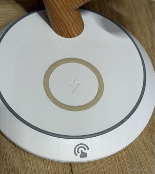 Bezdrátová nabíječka - 4