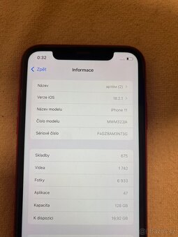 prodám iPhone 11 - 4