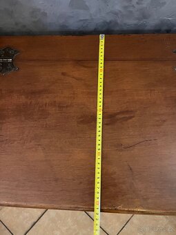 Masivní dřevěná truhla - 4