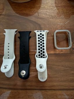 Apple Watch Series 8 45mm Cellular - 4