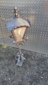 VENKOVNI  LAMPA - 4