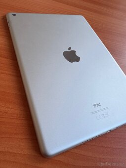 Prodám iPad 8. Generace - 4