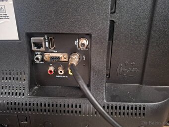 Smart 61cm wifi YouTube Netflix DVB-T2 sat. - 4